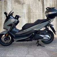 Honda Forza 350