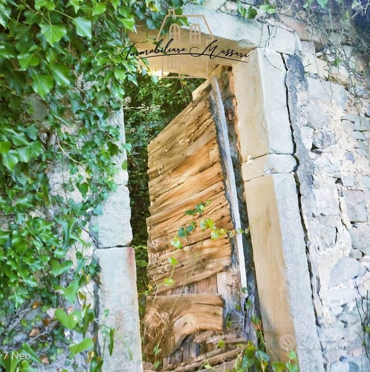 Rustico / Casale di 125 m² con 4 locali a La Spezi - Vista 3