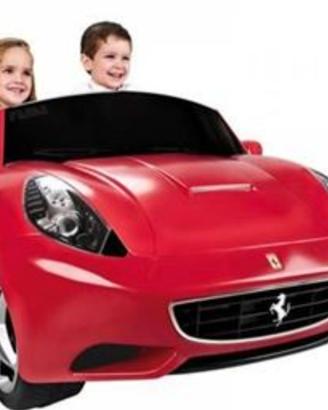 Ferrari elettrica bambini 2posti