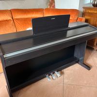 Pianoforte Yamaha