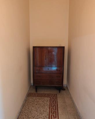 mobile arte povera in legno 