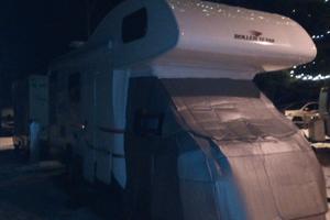 Copertura oscurante invernale per cabina camper