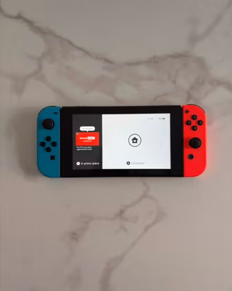 Console Nintendo Switch (Standard V2) con Joy-Con,