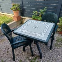 Tavolo da giardino con 2 sedute