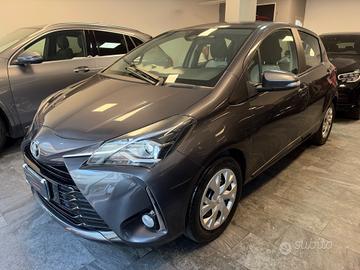 Toyota Yaris 1.0 72 CV 5 porte Lounge