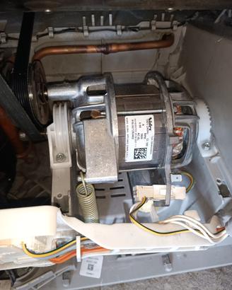 807252402 Motore inverter asciugatrice Electrolux 