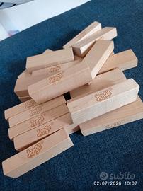 gioco da tavolo 20 Jenga, prodotto da Hasbro.