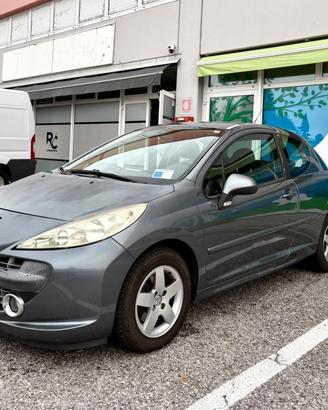 Peugeot 207 1.4 vti Neopatentati