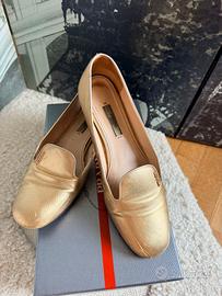 mocassini Prada color oro Misura 38