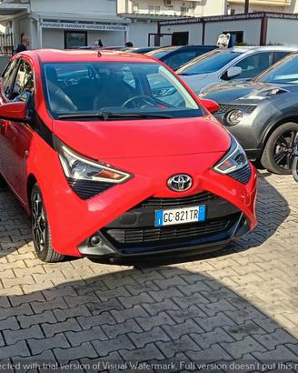 TOYOTA AYGO 1.0 BENZ-AUTO-GARANZIA FULL
