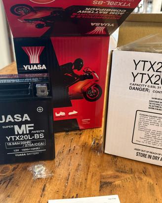 Batteria yuasa ytx20l bs NUOVA seadoo