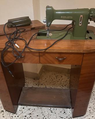 Macchina da cucire vintage