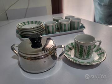 Servizio da caffè vintage con zuccheriera
