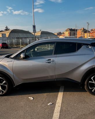 Toyota CHR full option anno 2019