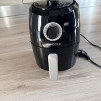 Friggitrice ad aria funzionante