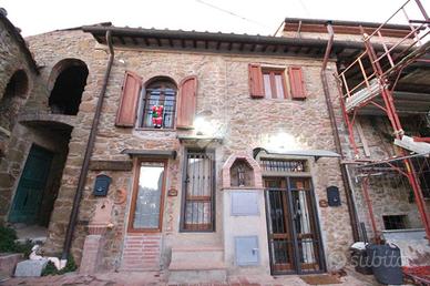 CASA DI CORTE A LAMPORECCHIO