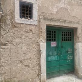 CASA SEMINDIPENDENTE A MONTESARCHIO