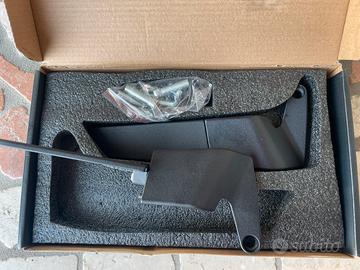 Specchi moto universali