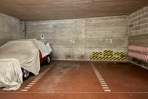 Posto auto primo piano interrato