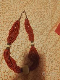 collana vintage rossa multifilo