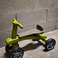 quadriciclo a spinta per bambini