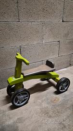 quadriciclo a spinta per bambini