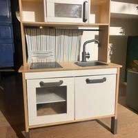 Cucina ikea in legno per bambini