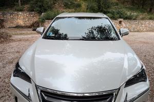 Lexus nx 300h