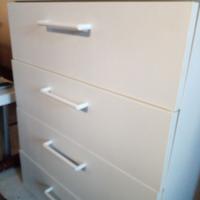 nuova cassettiera con spechio possibile la consegn