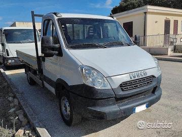 Iveco Daily 35S11 cassone fisso E5