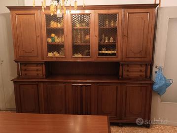 Mobile soggiorno e tavolo