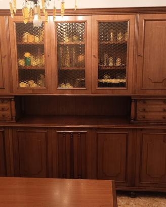 Mobile soggiorno e tavolo