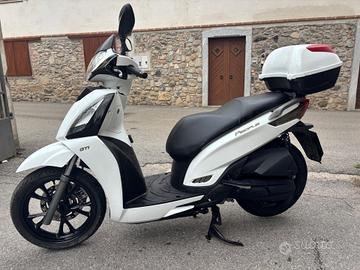 Kymco People GTi 125