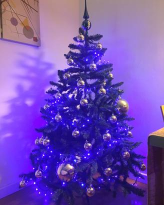 Albero di Natale - luci - palline - puntale