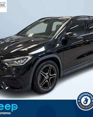 Mercedes-Benz GLA 200 D PREMIUM AUTO