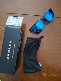Occhiali da sole oakley