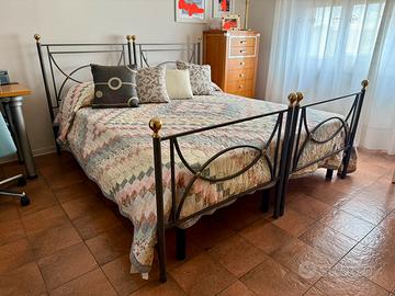 Letti singoli in ferro battuto