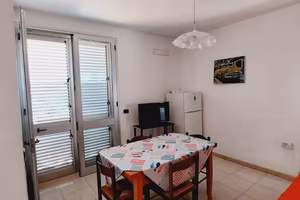 Sulmare villa 2camere climatiz giardino/2p.auto