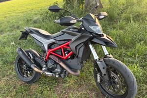 Ducati hypermotard 821