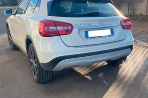 MERCEDES GLA 2.2