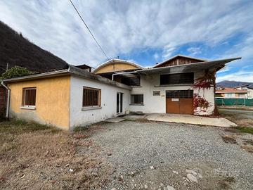 Capannone Borgosesia