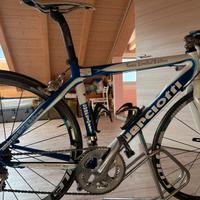 Bici da corsa guerciotti in carbonio taglia s