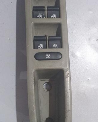 Pulsantiera anteriore sx Alfa romeo 159