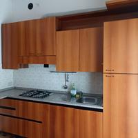 Cucina in legno pieno