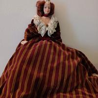 bambola in porcellana