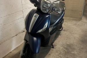 Beverly 300s ABS