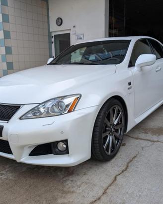 LEXUS IS F 5.0 V8