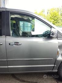 Porta anteriore dx nuda LANCIA VOYAGER del 2013