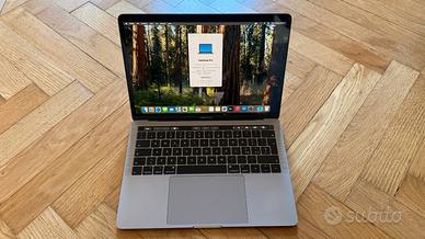 MacBook Pro 13” 2019 con Touch Bar e Touch ID