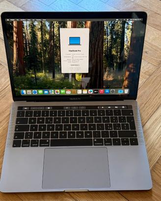 MacBook Pro 13” 2019 con Touch Bar e Touch ID